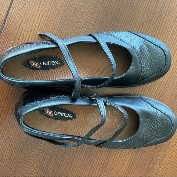 Aetrex Shoes - Aetrex shoes. Size 11 black. Mary Jane style